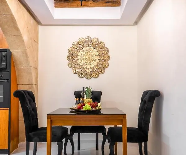 Odysseus Luxury House Сasa de vacaciones Rhodes City